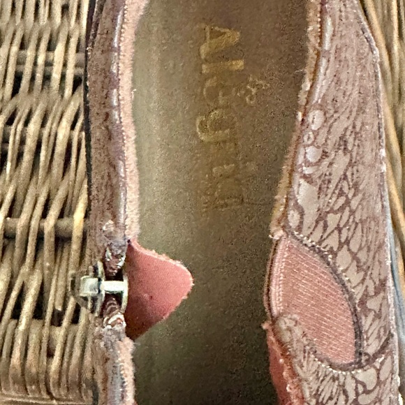 Algeria Floral Butterfly Boot - Picture 8 of 13